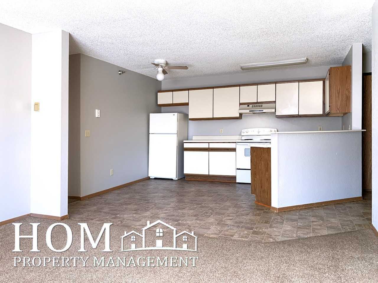 1865 Northway Drive - Photo 3 of 10