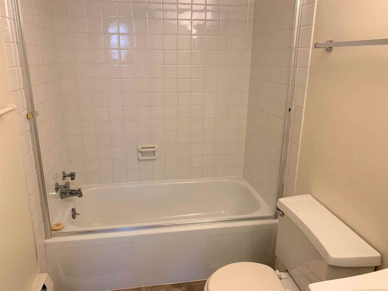 875 26th St - Photo 6 of 12