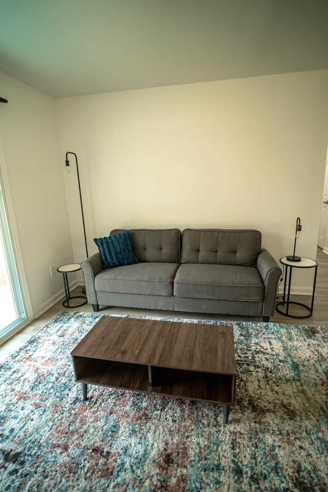 Sherry Village - Photo 5 of 8