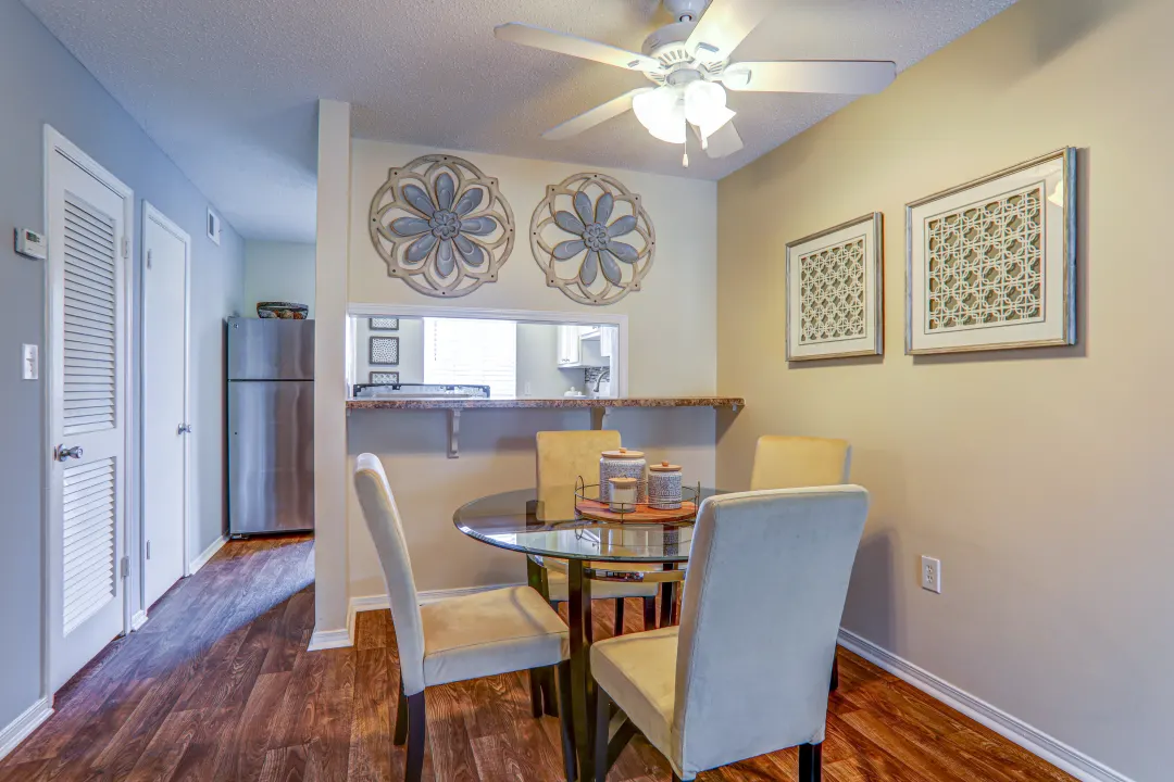 Cordova Regency - Photo 3 of 50