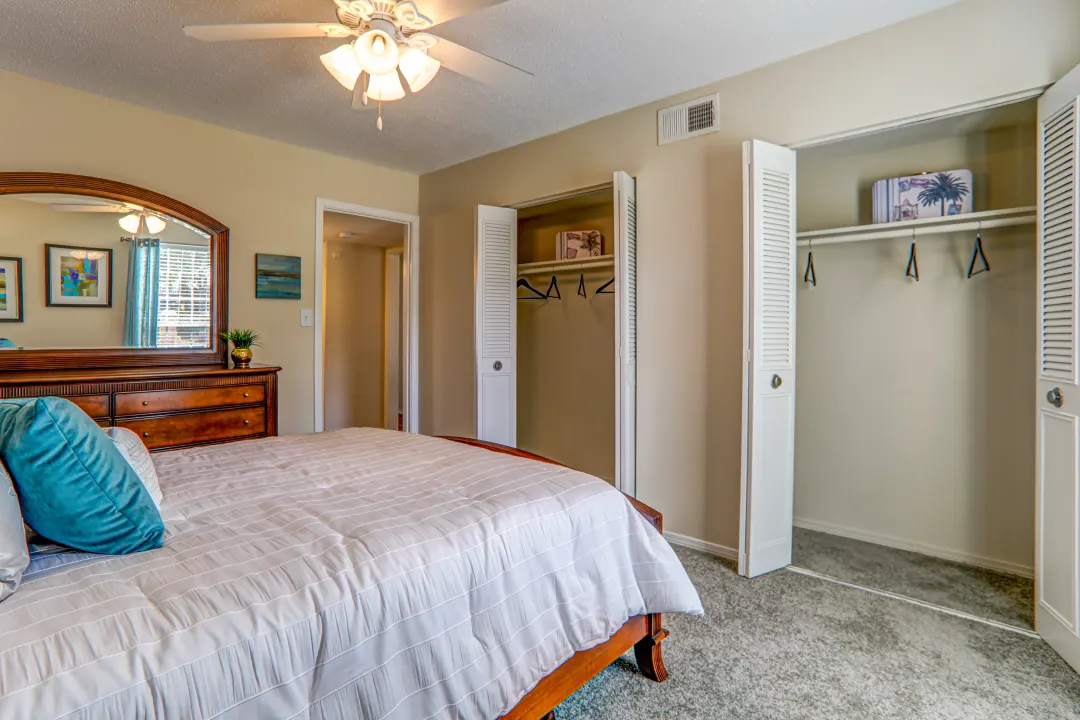 Cordova Regency - Photo 4 of 50