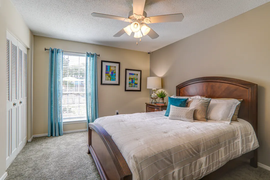 Cordova Regency - Photo 5 of 50