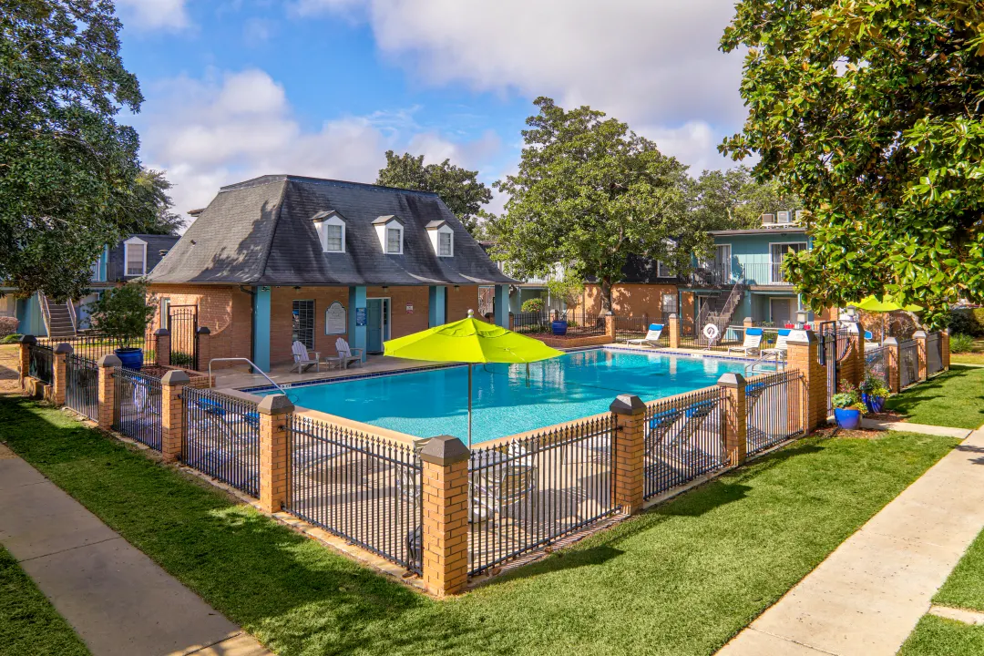 Cordova Regency - Photo 7 of 50