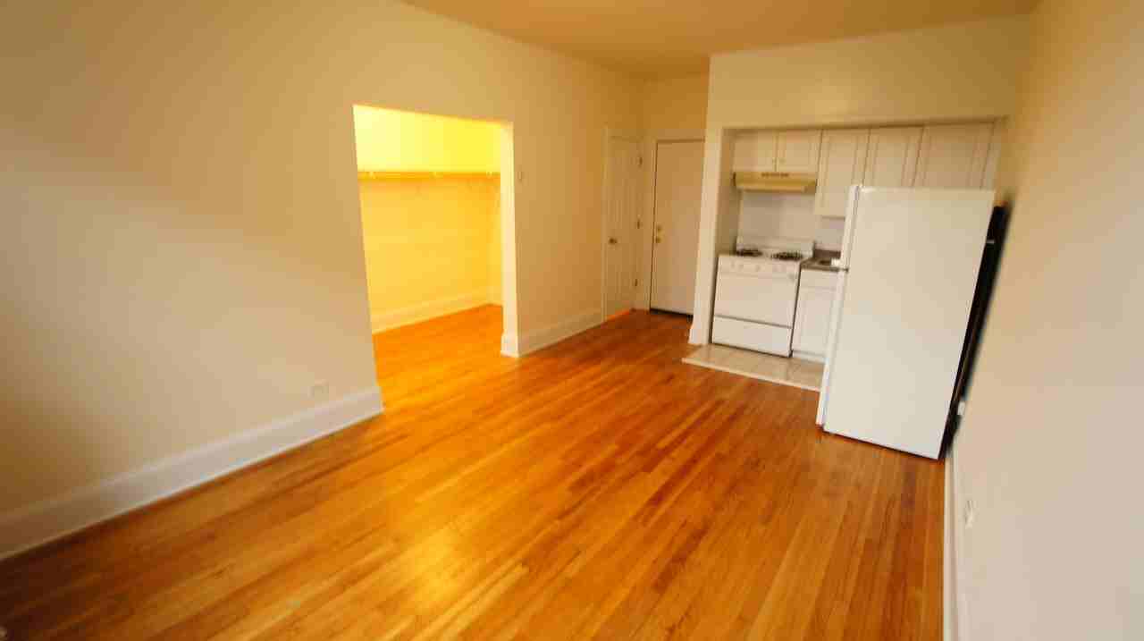2715 NMA LLC - Photo 7 of 32