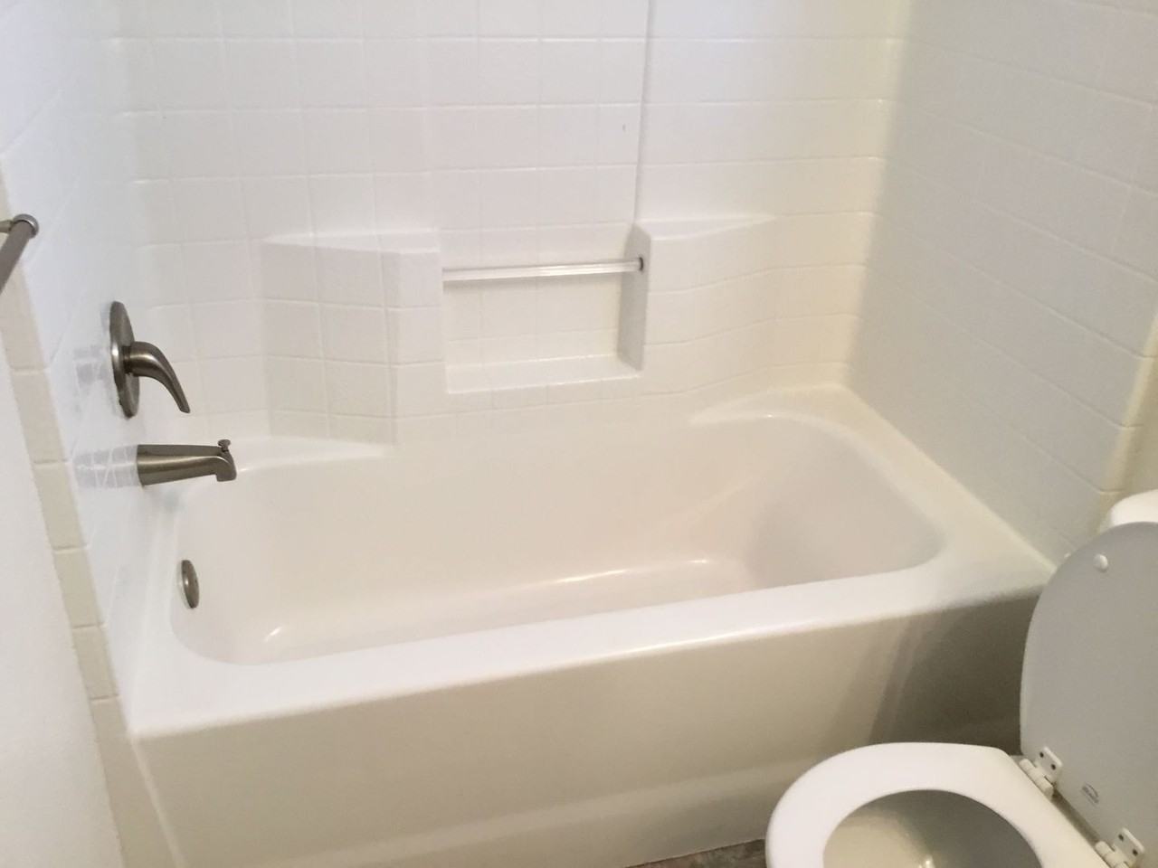 957 Clara Ave - Photo 3 of 9