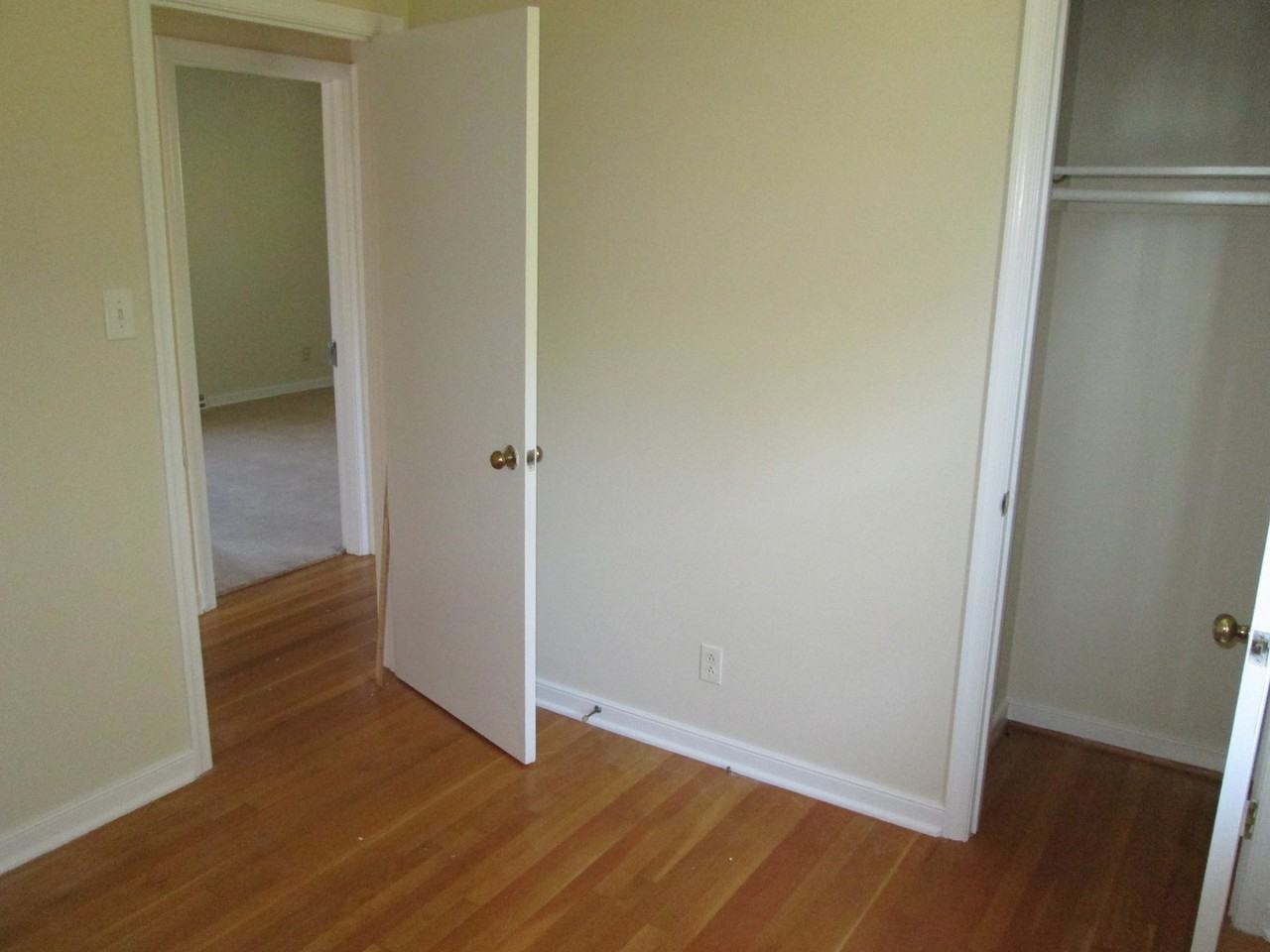 3914 Longleaf Dr - Photo 6 of 15