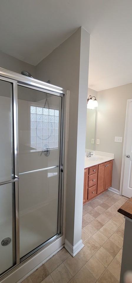 8022 Raymede Ct - Photo 7 of 14