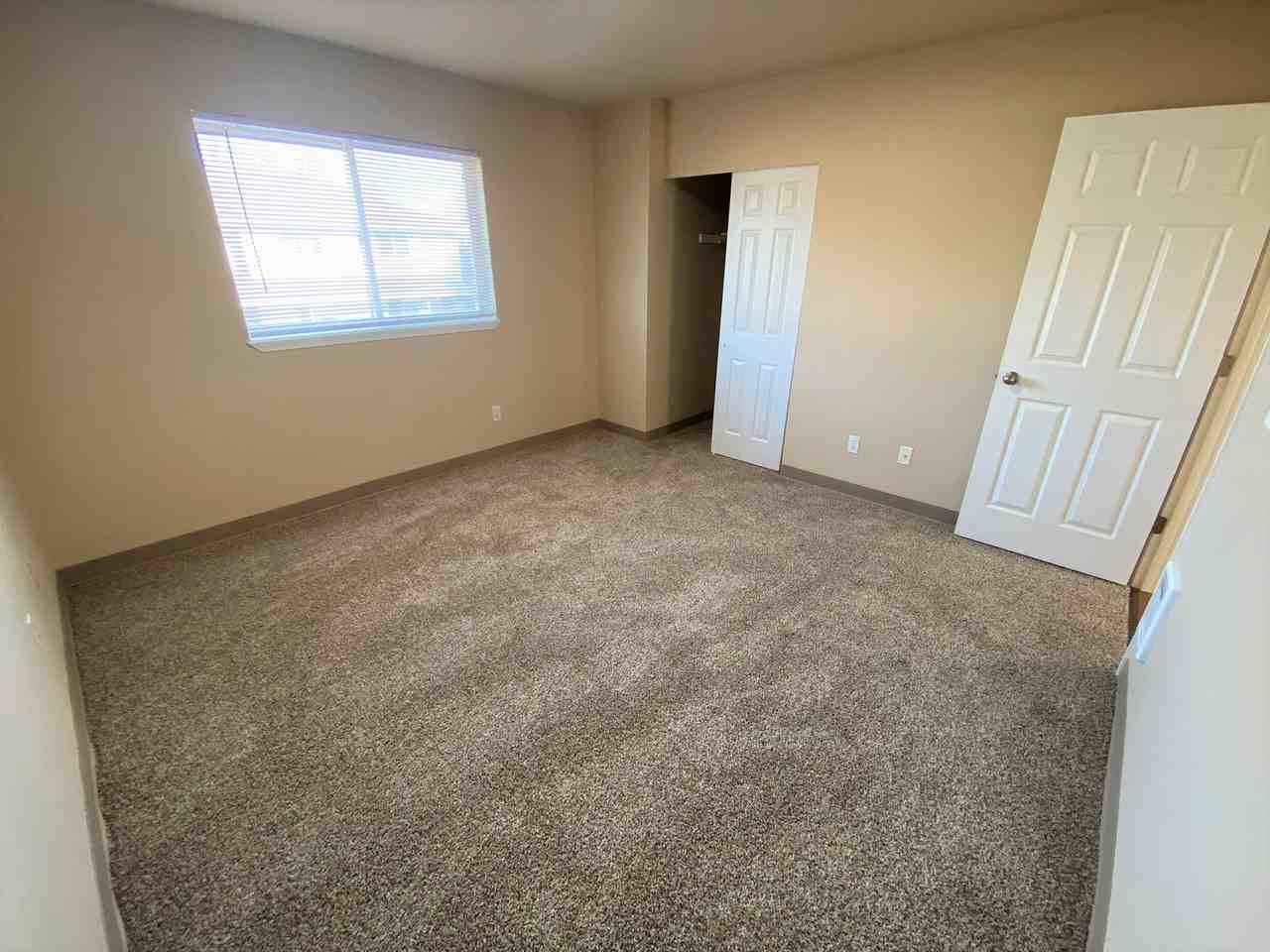 Hummingbird Court - Photo 7 of 14