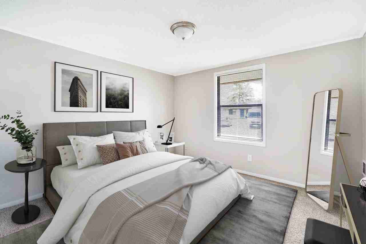 Meadowood Apartments - Photo 6 of 21