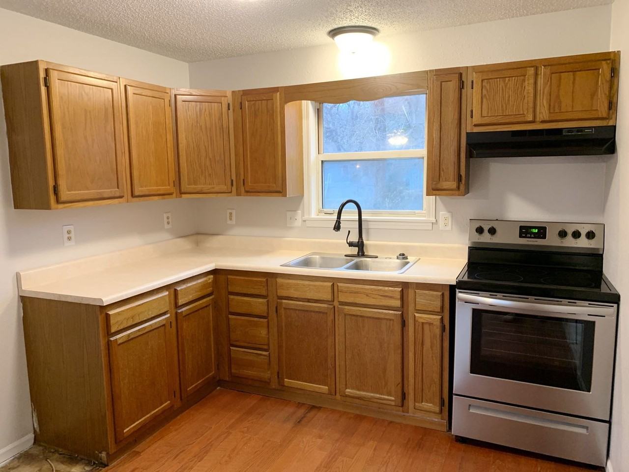 4404 Wabash Ave - Photo 4 of 18