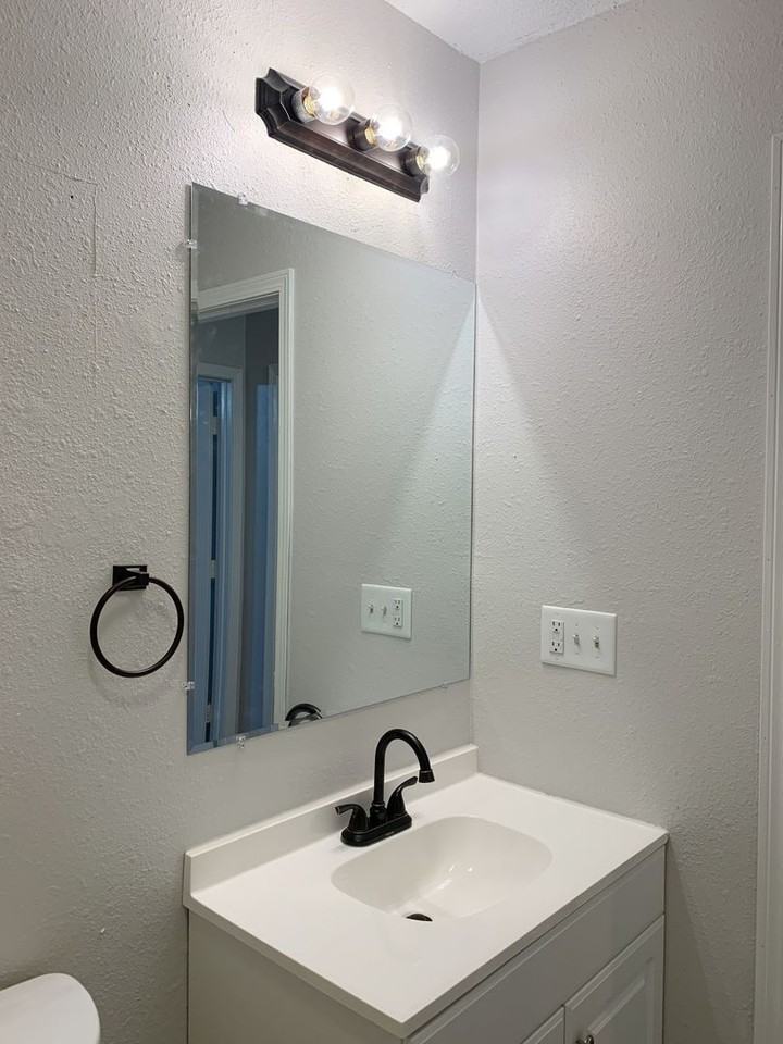 4404 Wabash Ave - Photo 6 of 18
