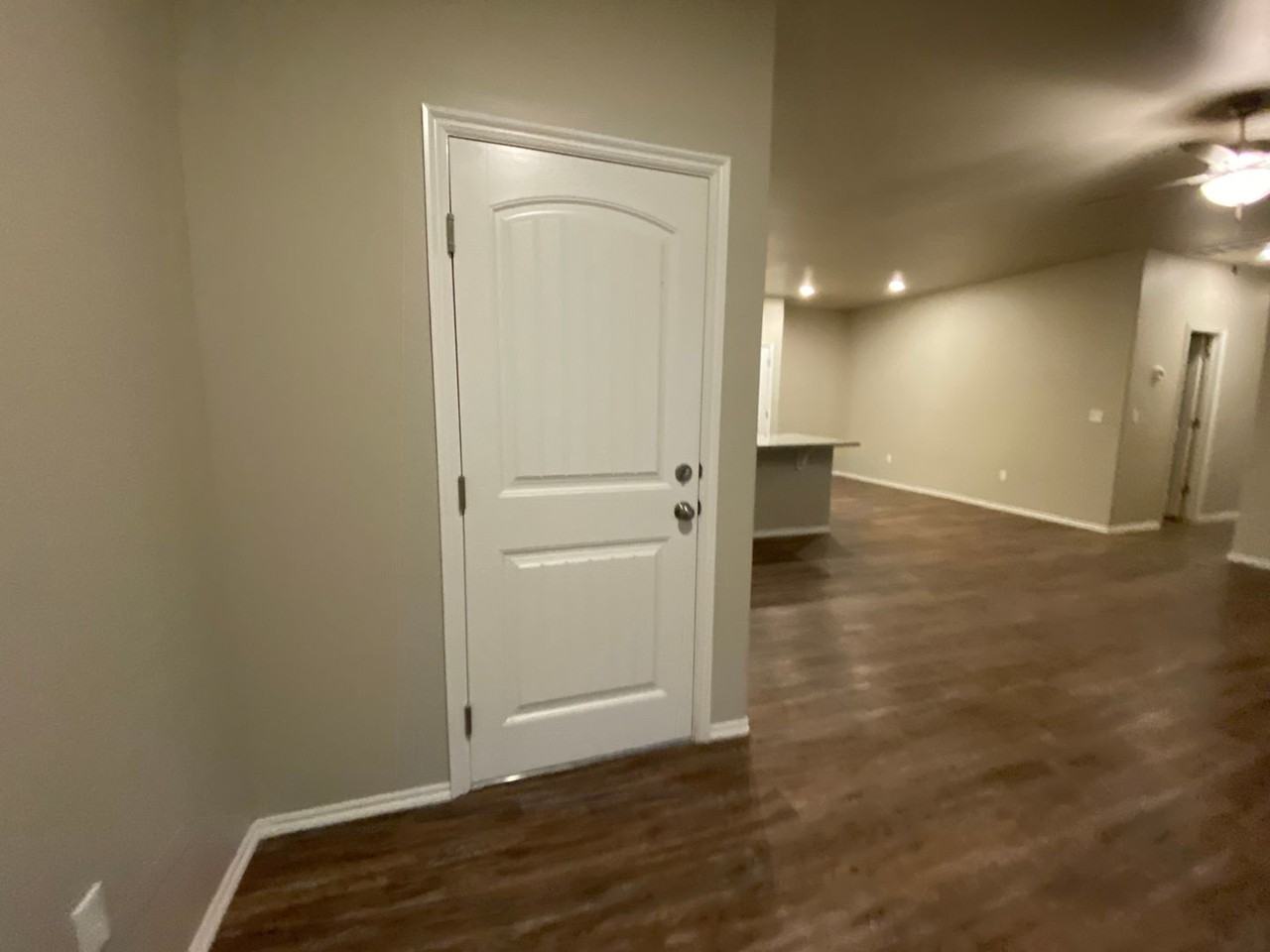 10910 Nw 119th St - Photo 6 of 11