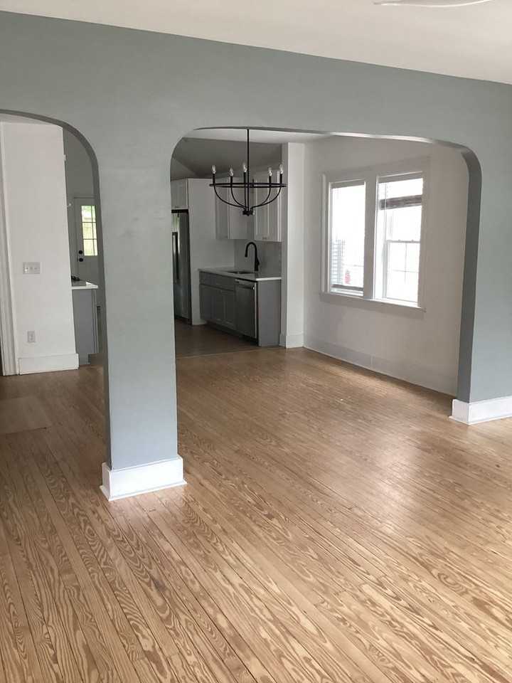 714 S 7th St - Photo 3 of 14