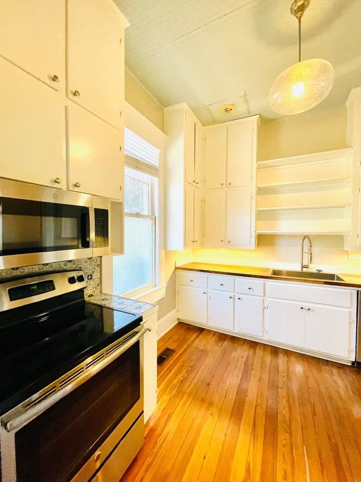 640 N Main St - Photo 6 of 34