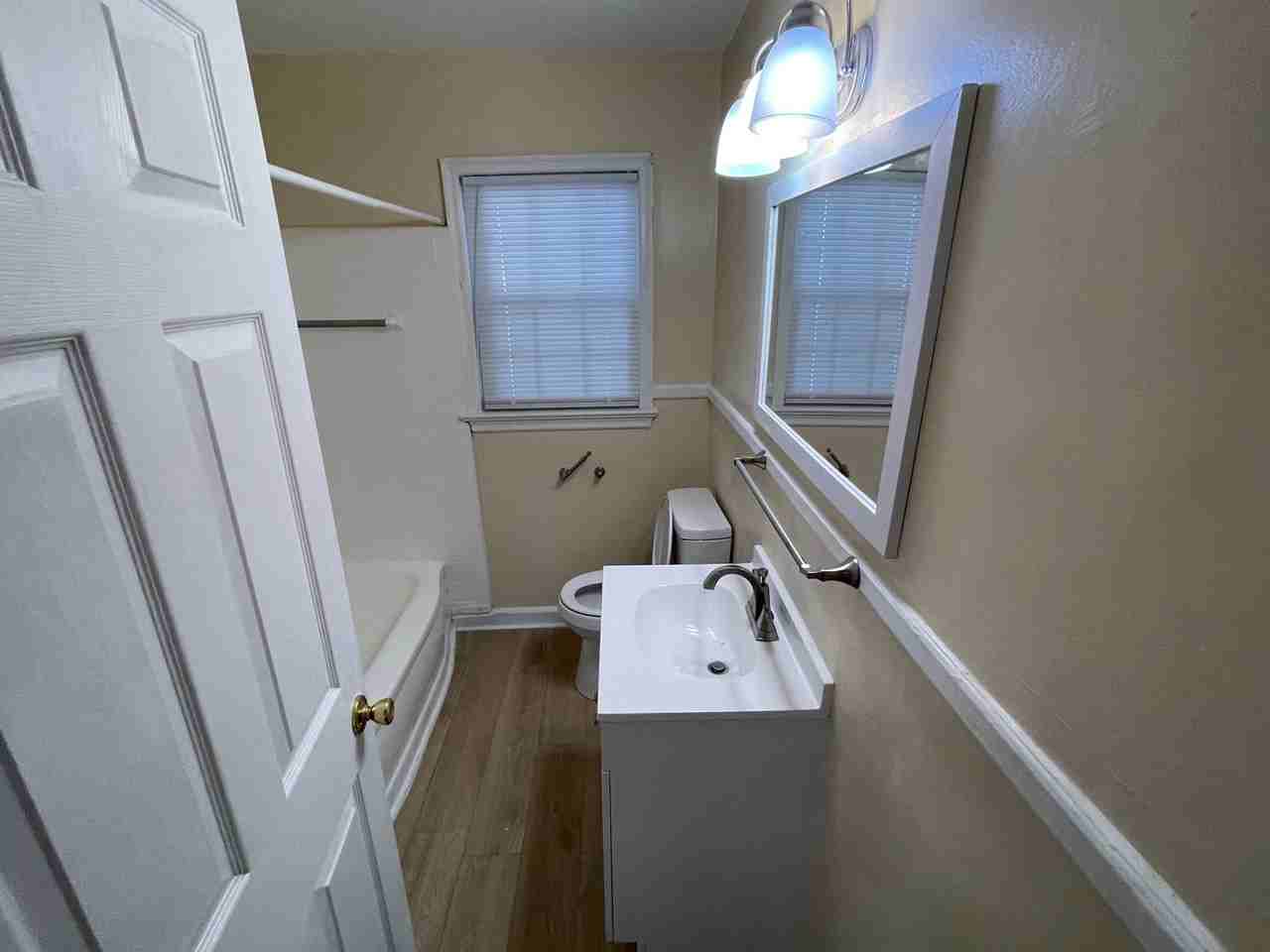 442 Craig Street - Photo 5 of 13