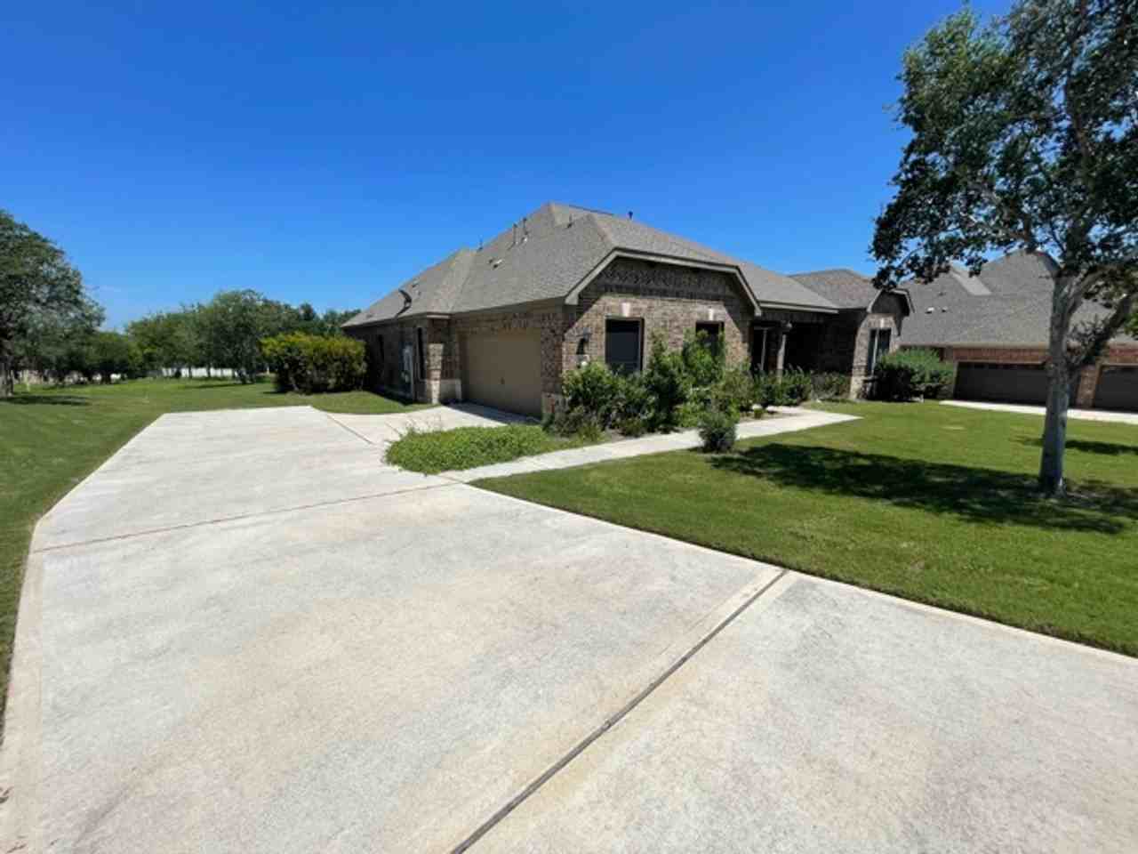 103 Mary Ella Dr - Photo 2 of 30