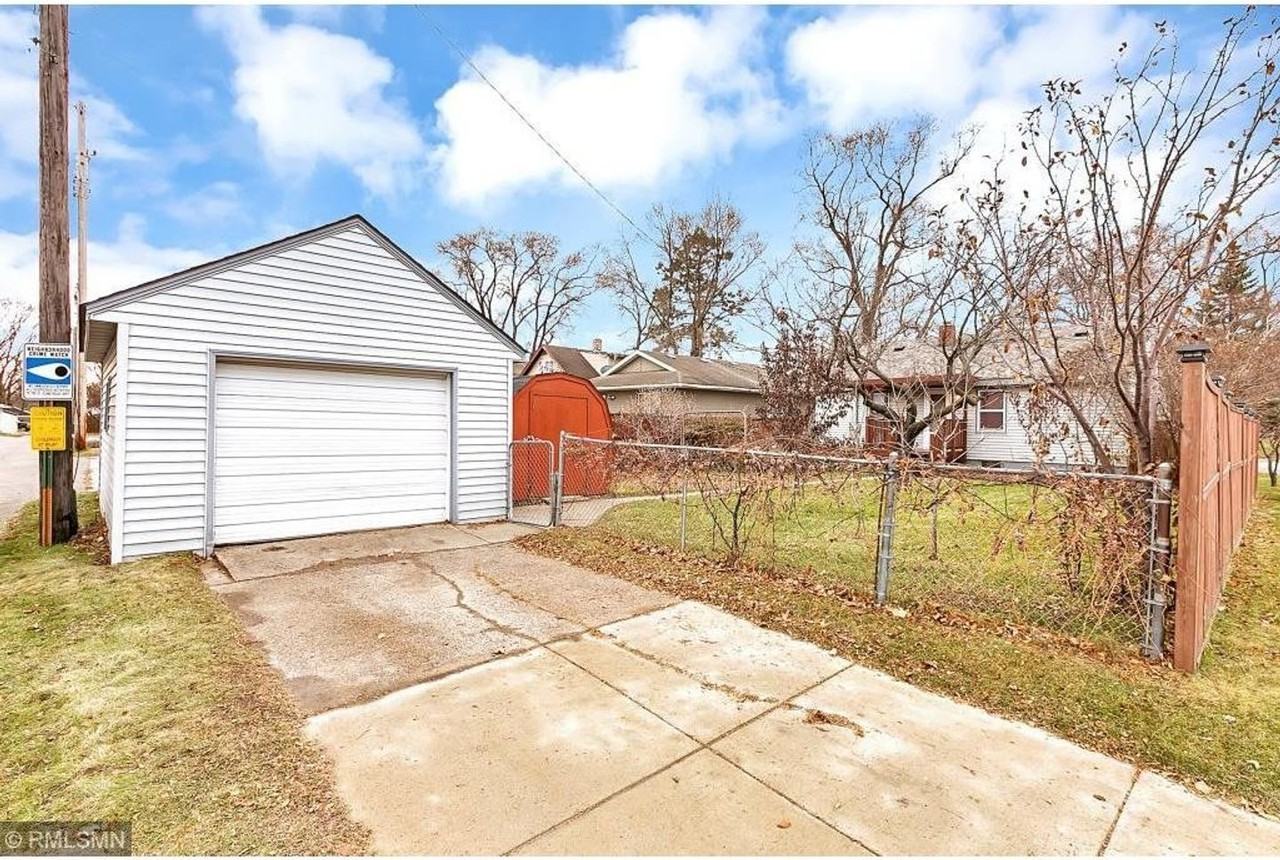 452 25th Ave N - Photo 2 of 9