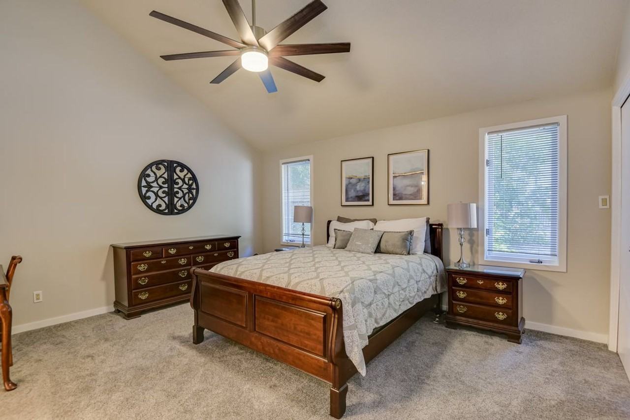3247 Summerchase Cir - Photo 6 of 14