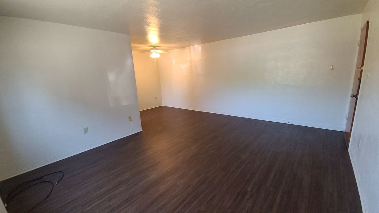 Abbeyville Apartments Associates LP - Photo 3 of 11