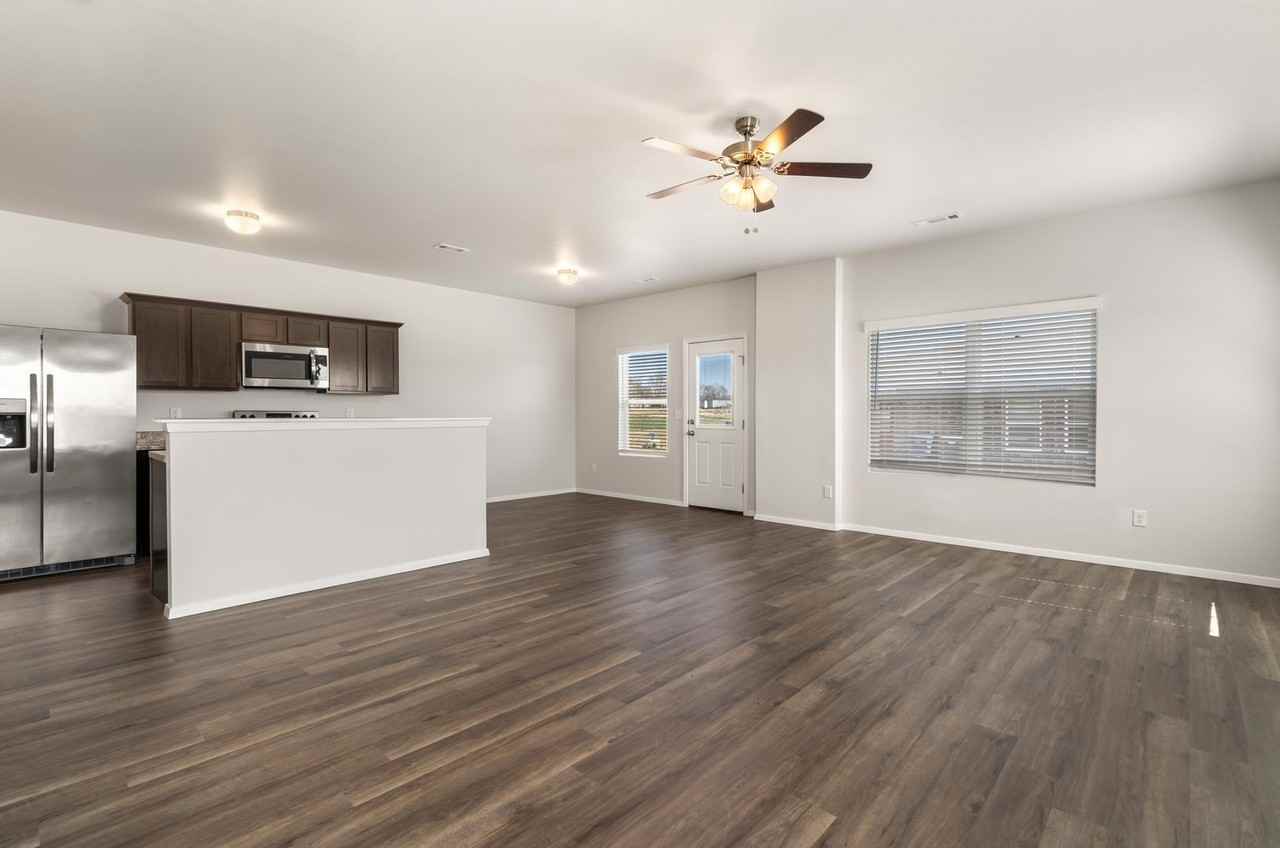 2703A Sidney Dr - Photo 7 of 30