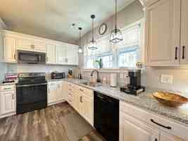 featured image of 705 E 5th Ave