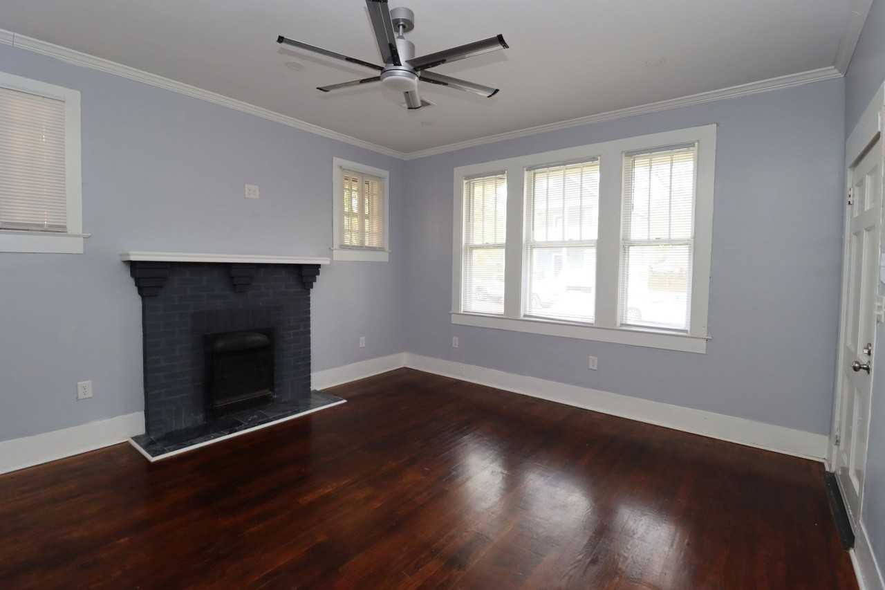 1003 Pope St - Photo 3 of 22