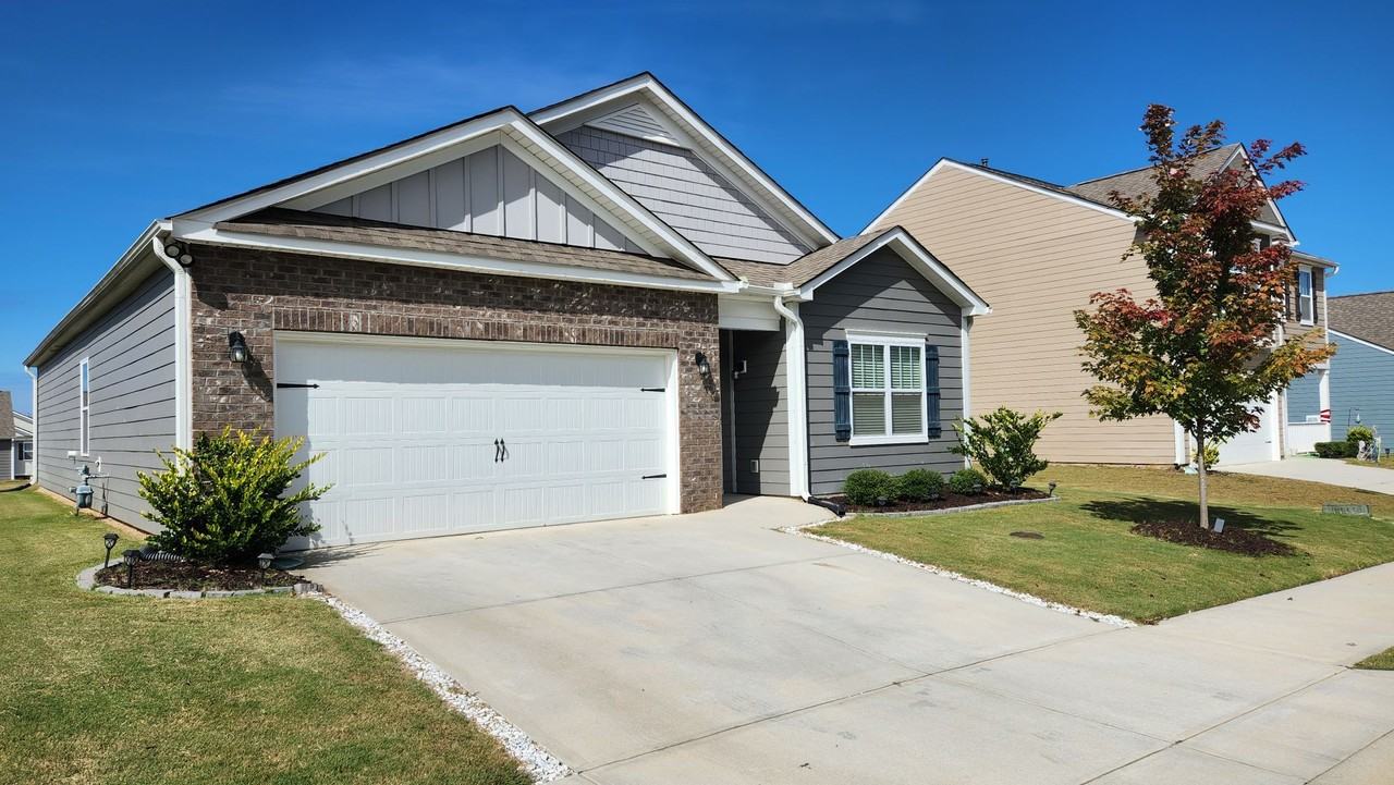 731 Liberty Walk Ln - Photo 2 of 30