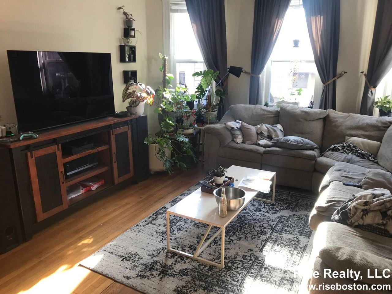 39 Orkney Rd - Photo 2 of 7