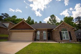 3008 Thornberry Cir - Photo 1 of 1