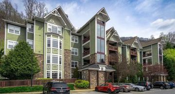 featured image of 2000 Olde Eastwood Village Blvd