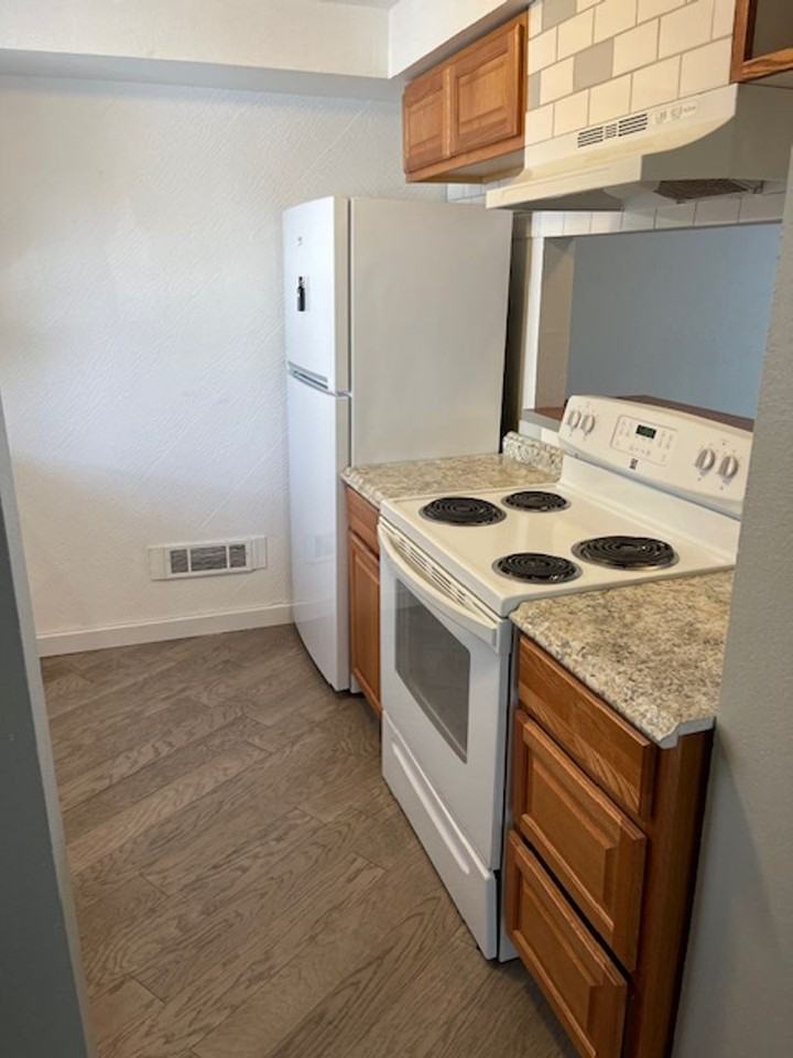 4323 67th Ave W - Photo 2 of 35