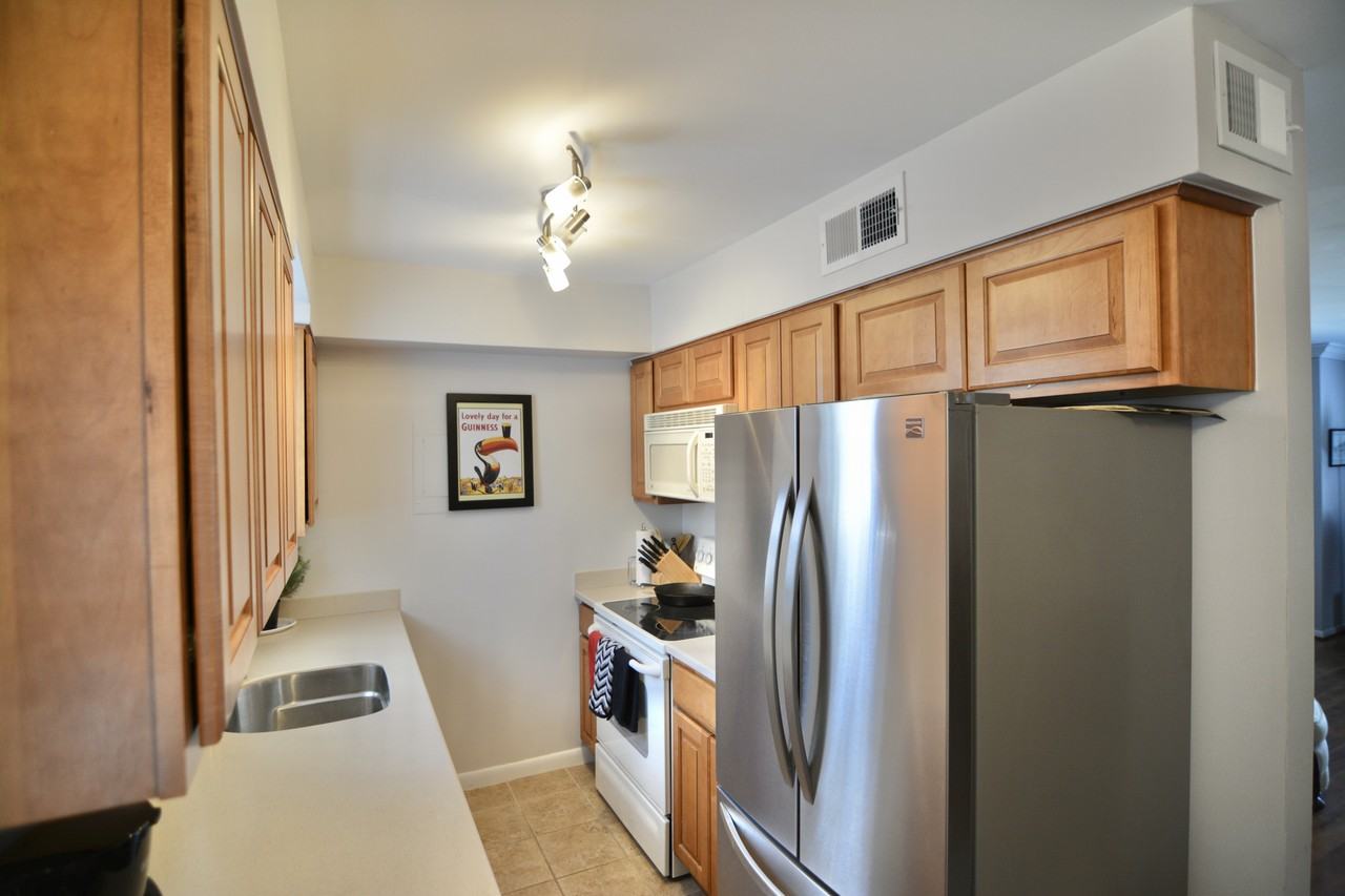 2627 S Walter Reed Dr #B - Photo 4 of 18