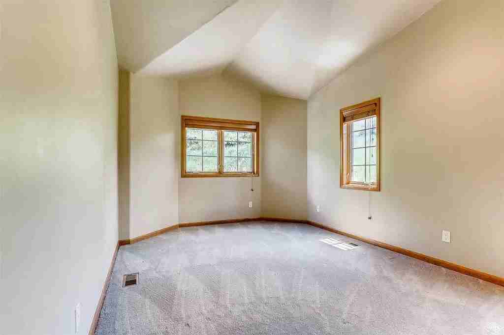 101 Lions Ln - Photo 3 of 19