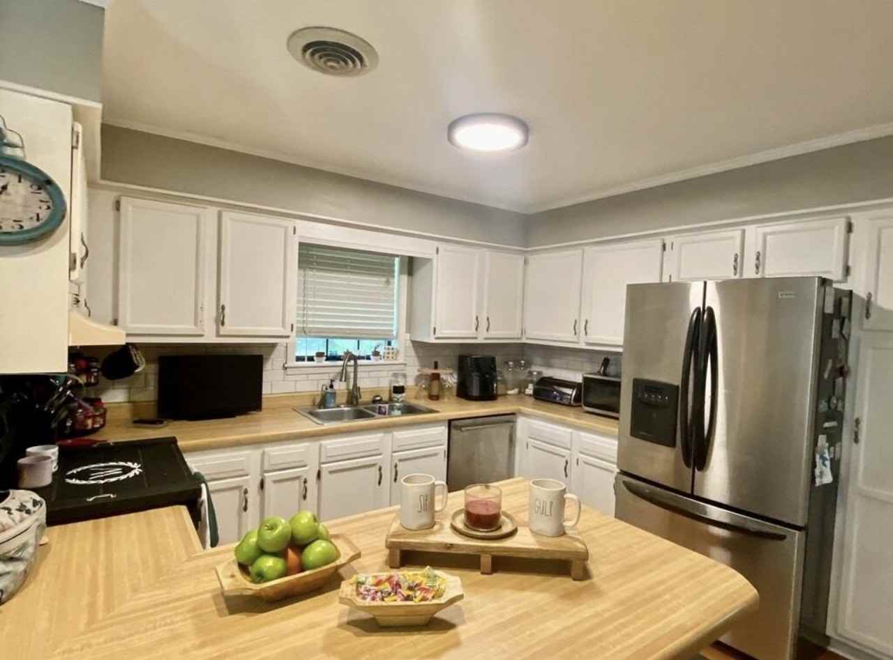 903 Ashley Ln #NA - Photo 3 of 10