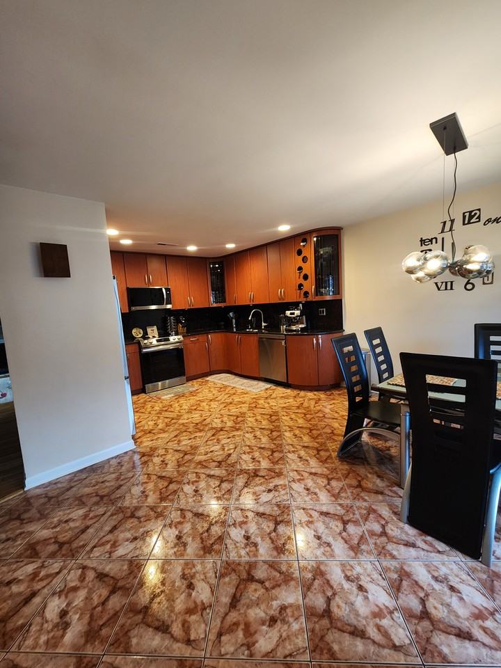 136 Forge Ln - Photo 3 of 17