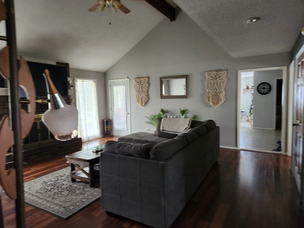 1310 E Knobhill St #NA