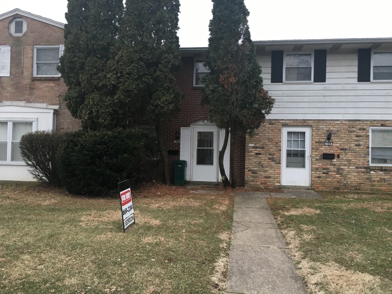 748 W Lake Ave #748 - Photo 3 of 9