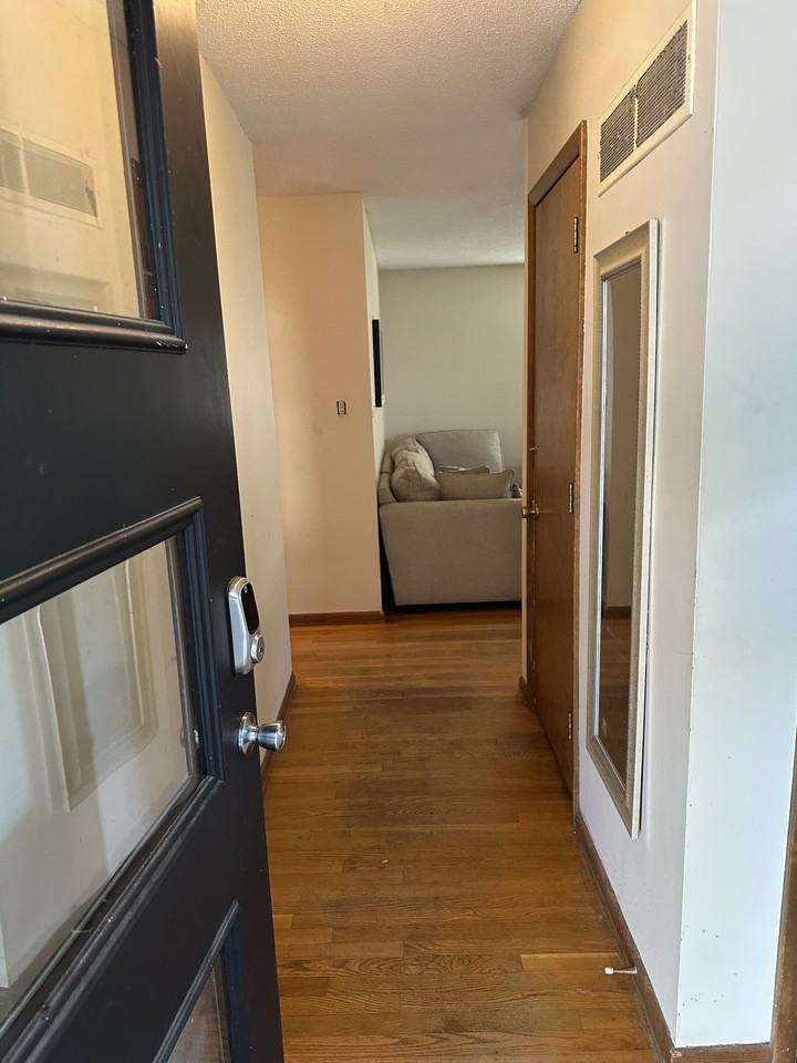 2437 Vaughn Dr #NA - Photo 3 of 33