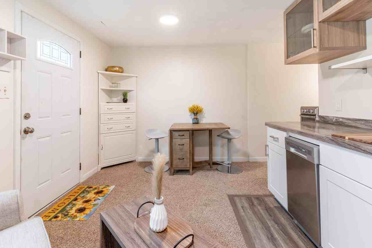 3125 1st Avenue Pl Sw #1BDRM - Photo 3 of 17