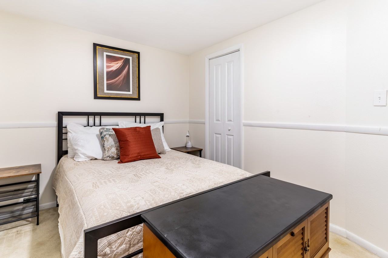 3125 1st Avenue Pl Sw #1BDRM - Photo 7 of 17