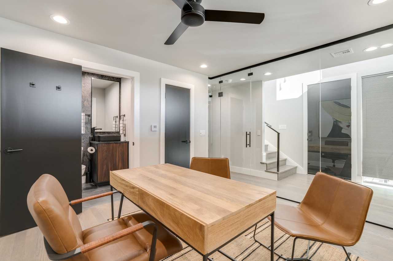 817 Northwest 6th Street #1 - Photo 3 of 50