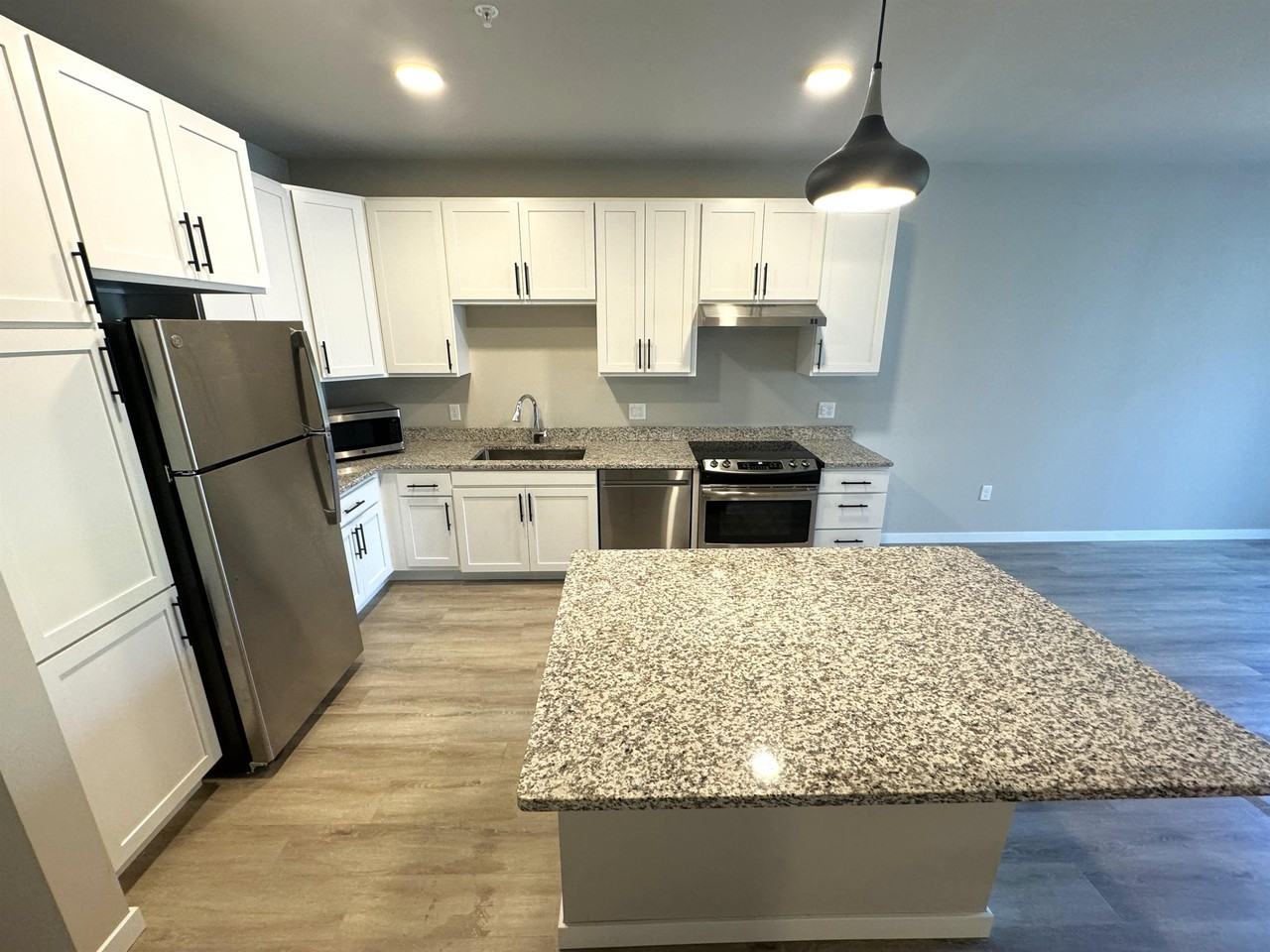 4612 Hammersley Rd #312