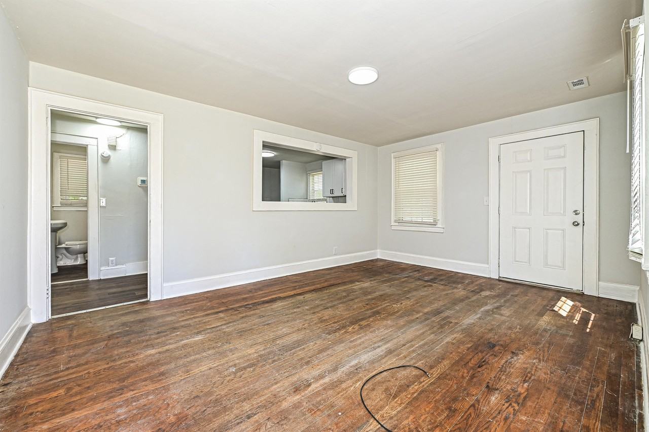 415 Norris Ave #1 - Photo 4 of 22