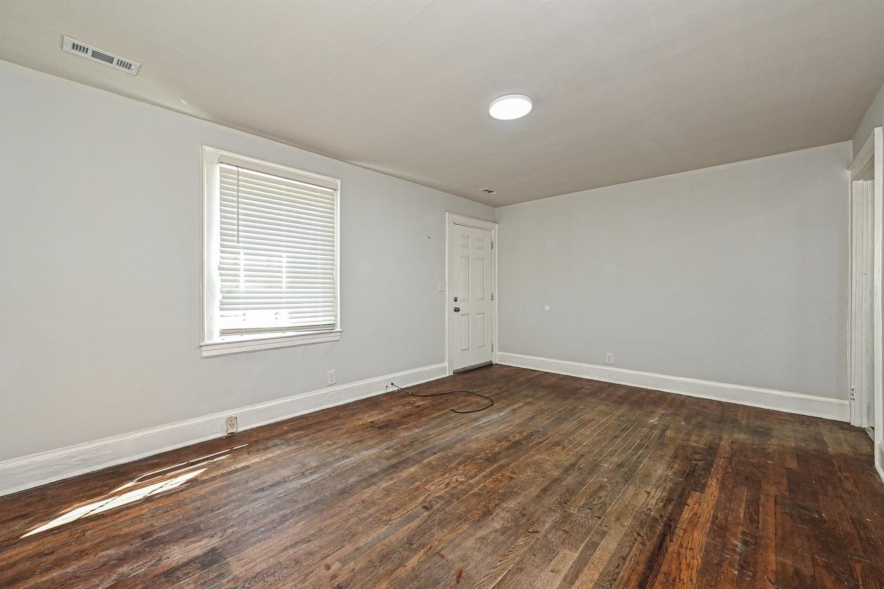 415 Norris Ave #1 - Photo 6 of 22