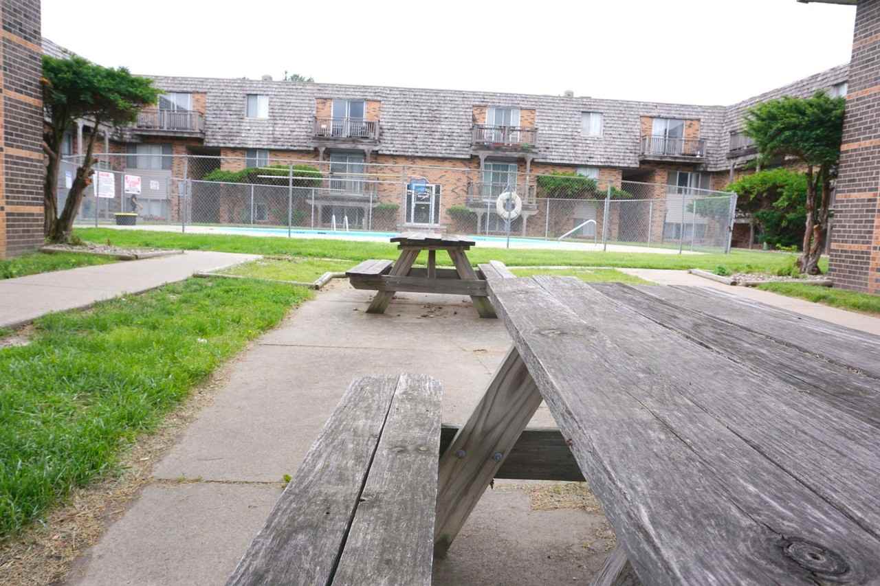 Orleans Square - Photo 6 of 50