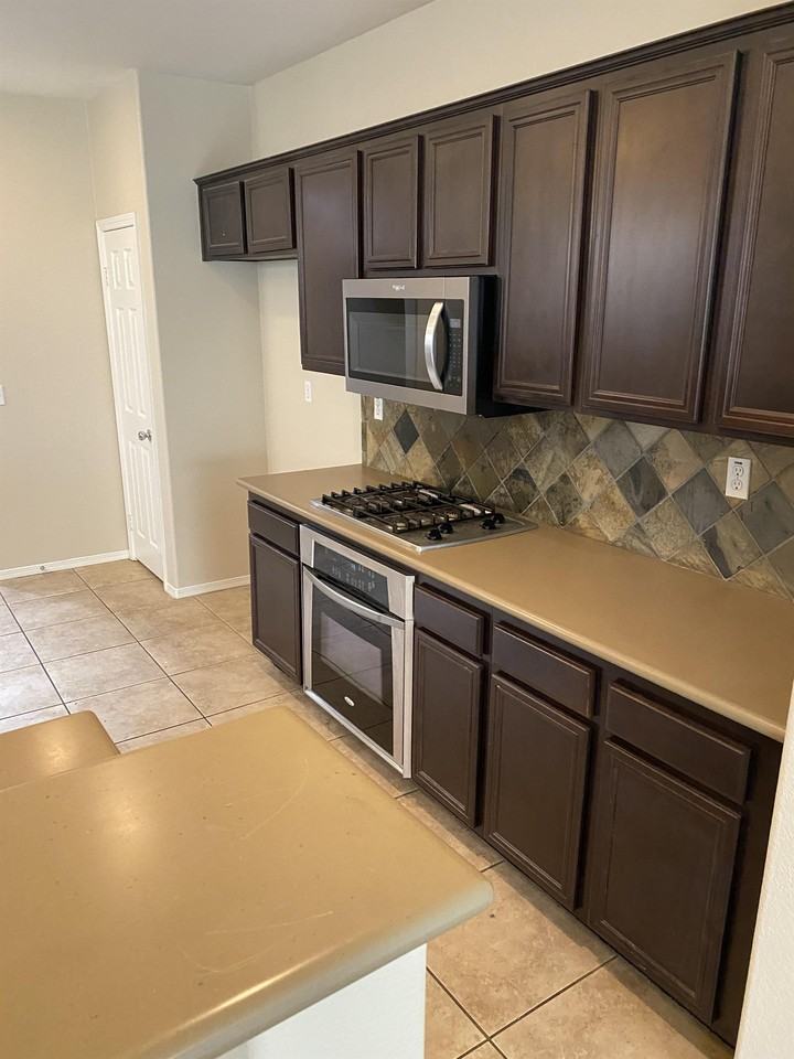 36307 Cosimo Ln #1 - Photo 5 of 13