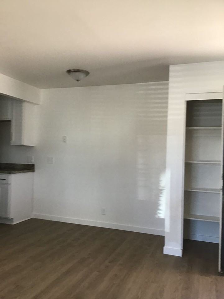 x BS1166 - Photo 6 of 12