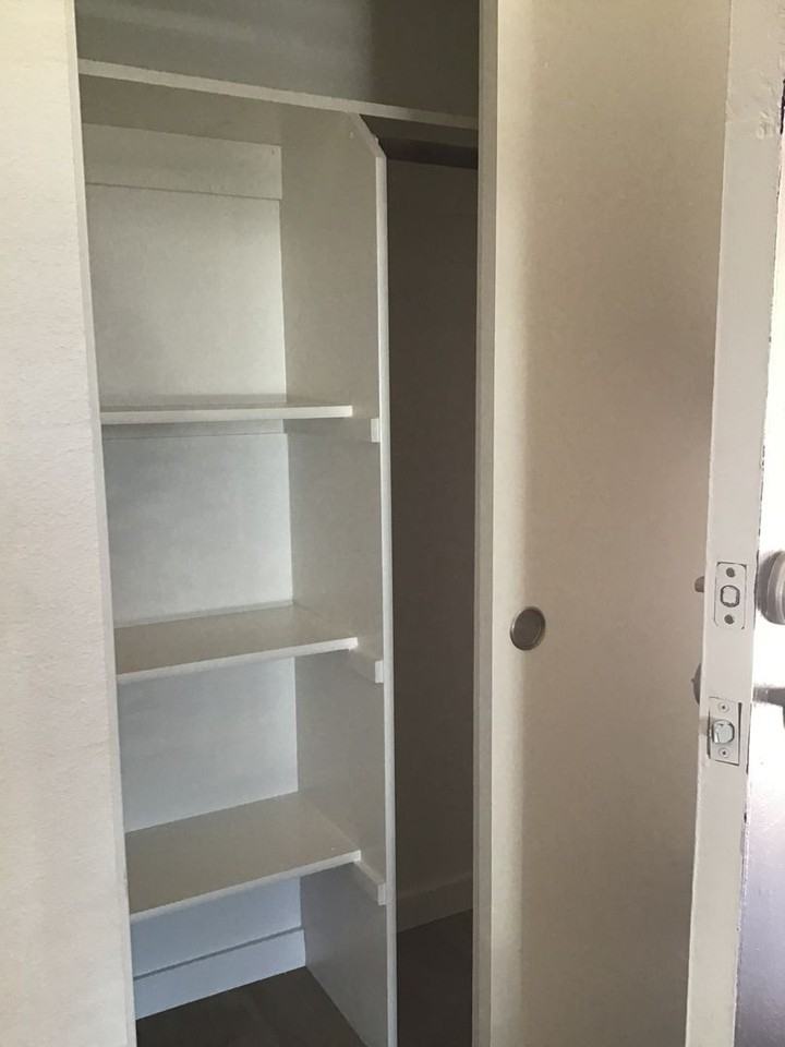 x BS1166 - Photo 7 of 12