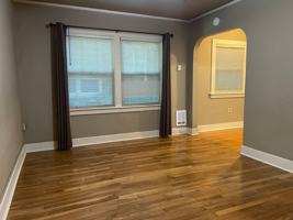 featured image of 511 W Evergreen Blvd