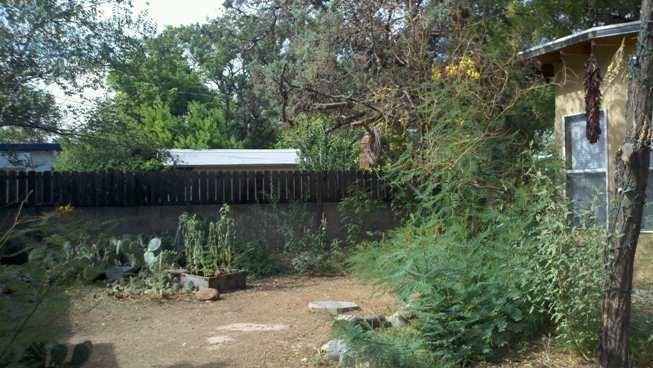 212 Harvard Drive SE - Photo 2 of 18